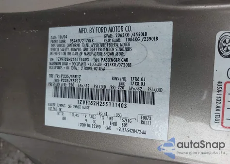 2005 Ford Mustang Gt Deluxe/Gt Premium from USA, damaged, VIN 1ZVFT82H255111403